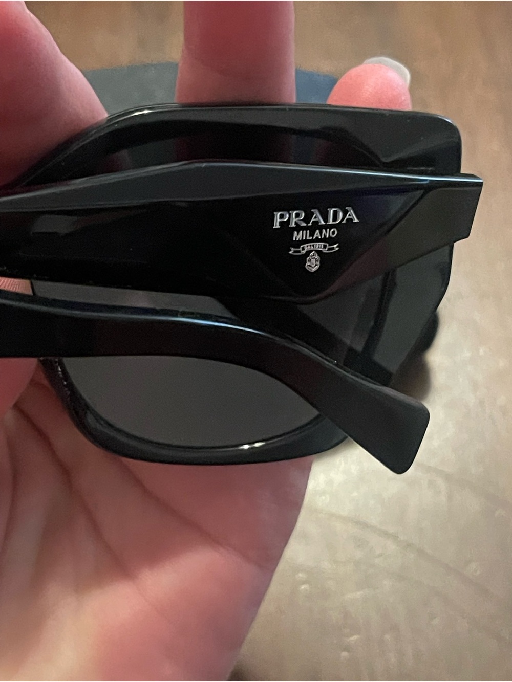 Prada Black Oversized Cat-Eye Sunglasses - Picture 4 of 6